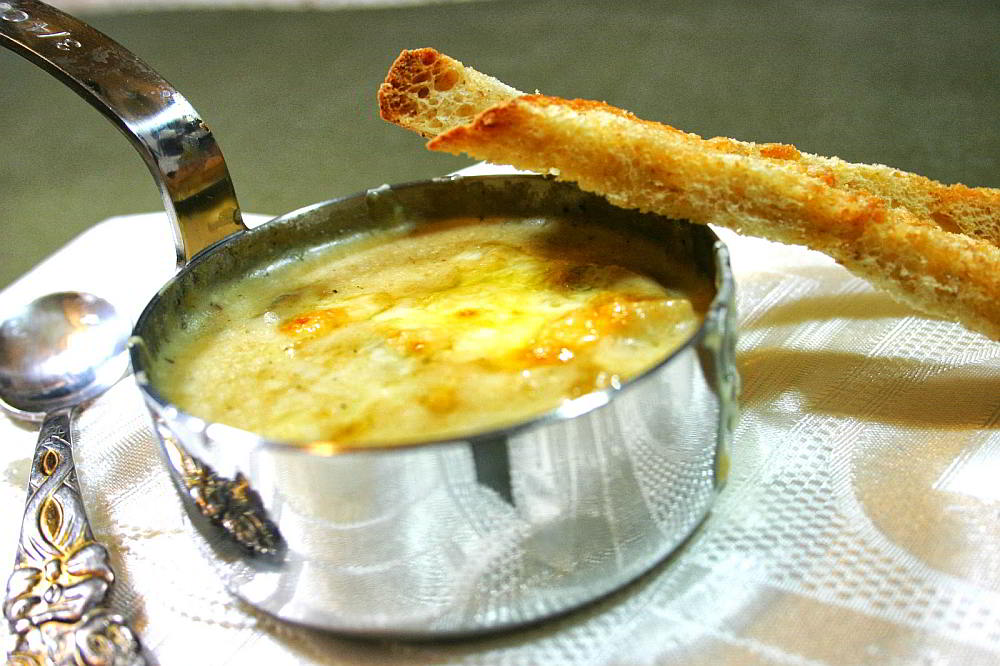 Жюльен с языком и грибами Жюльен с языком и грибами