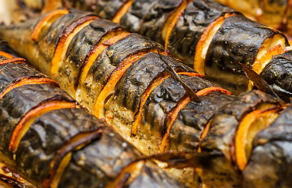 Скумбрия запеченная в духовке Скумбрия запеченная в духовке